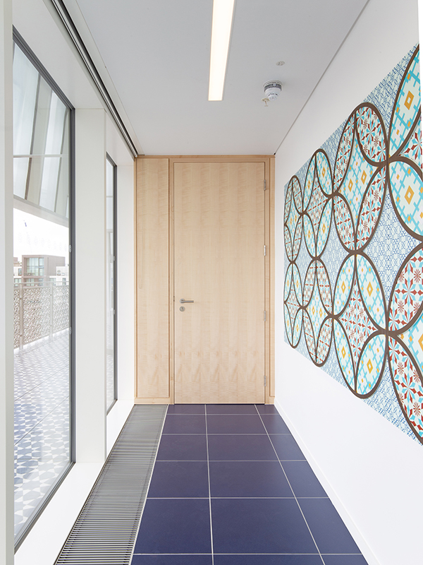 Shadbolt_Aga_khan_Centre_Interior